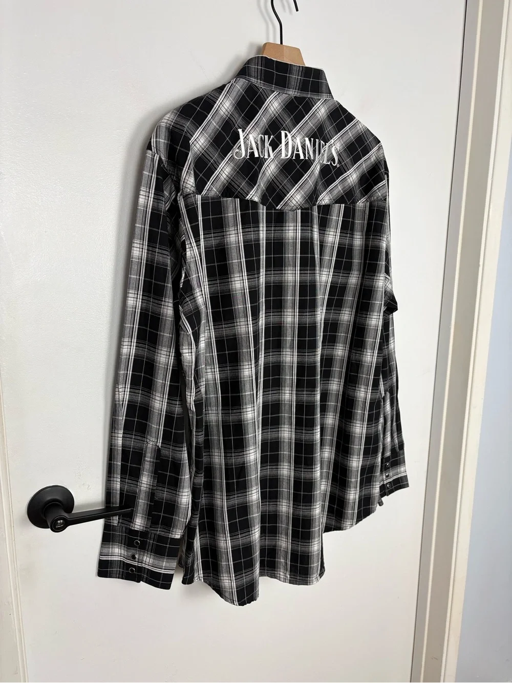 BOOT BARN BARELY WALKER JACK DANIEL'S PLAID PRINT LONG SLEEVE SNAP WESTERN SHIRT